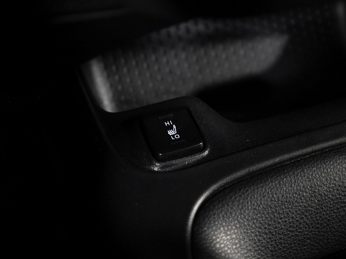 Купить Toyota Corolla с пробегом. Фото: #16