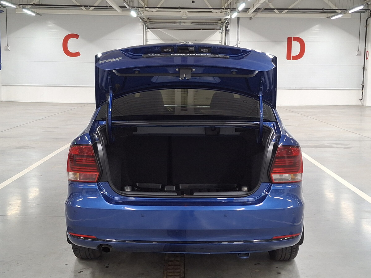 Купить Volkswagen Polo с пробегом. Фото: #9