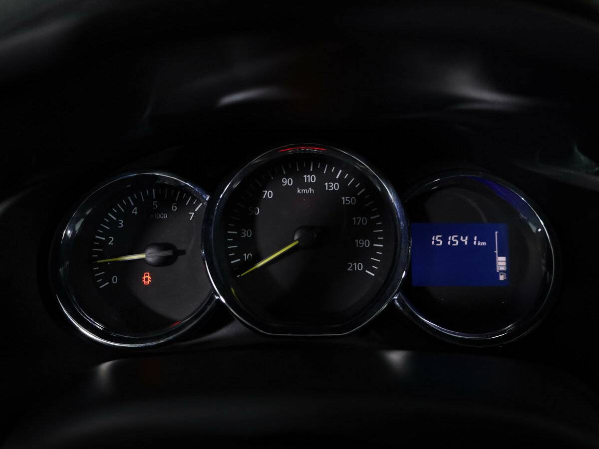 Купить Renault Logan с пробегом. Фото: #13