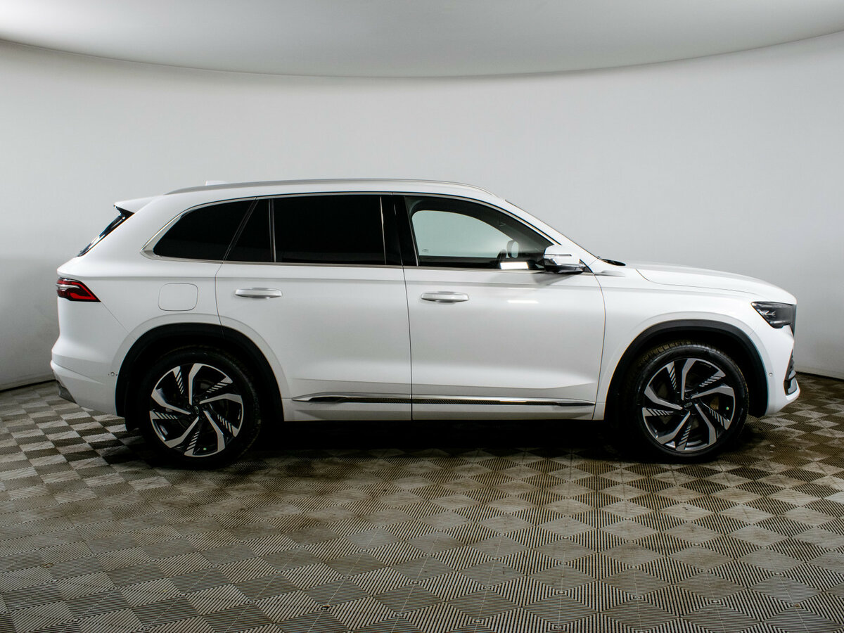 Купить Geely Monjaro с пробегом. Фото: #3