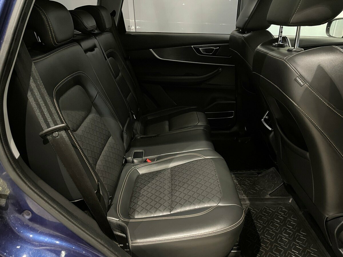 Купить Chery Tiggo 8 с пробегом. Фото: #14