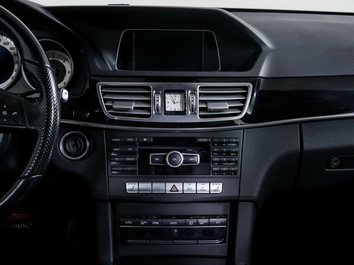 Купить Mercedes-Benz E-Класс с пробегом. Фото: #10