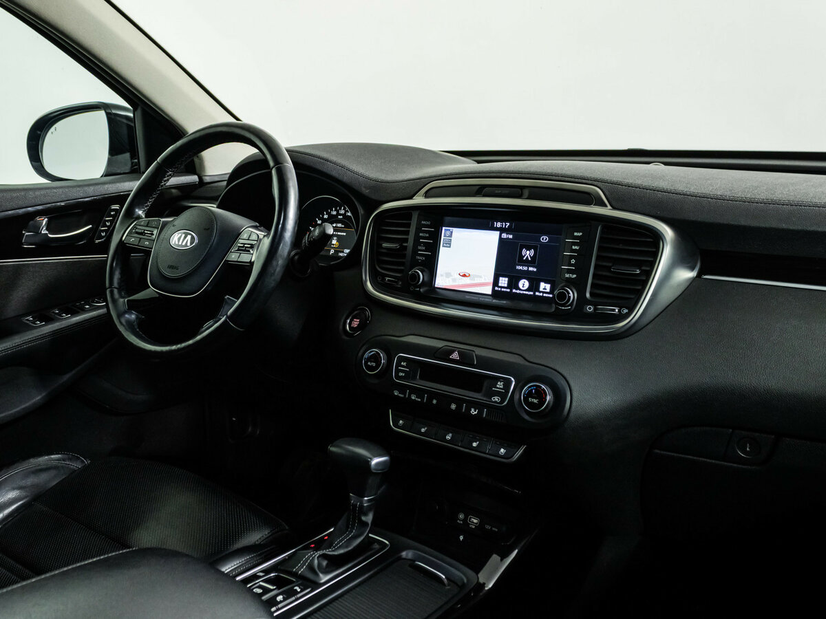 Купить Kia Sorento с пробегом. Фото: #6