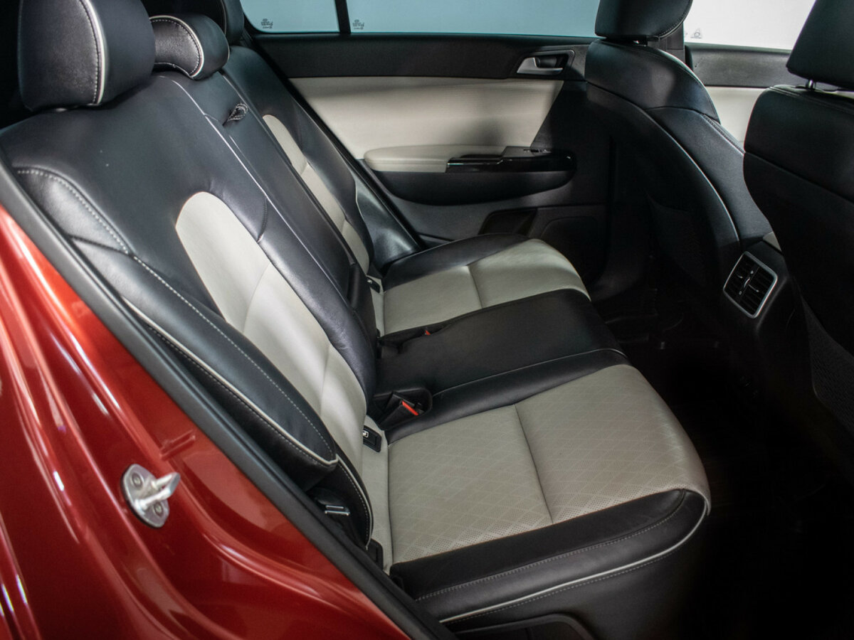 Купить Kia Sportage с пробегом. Фото: #9