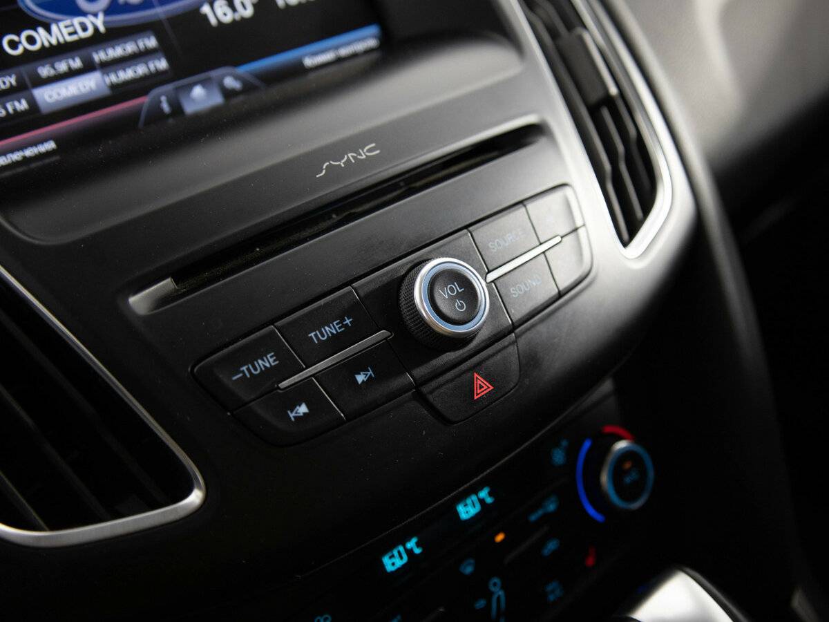 Купить Ford Focus с пробегом. Фото: #15