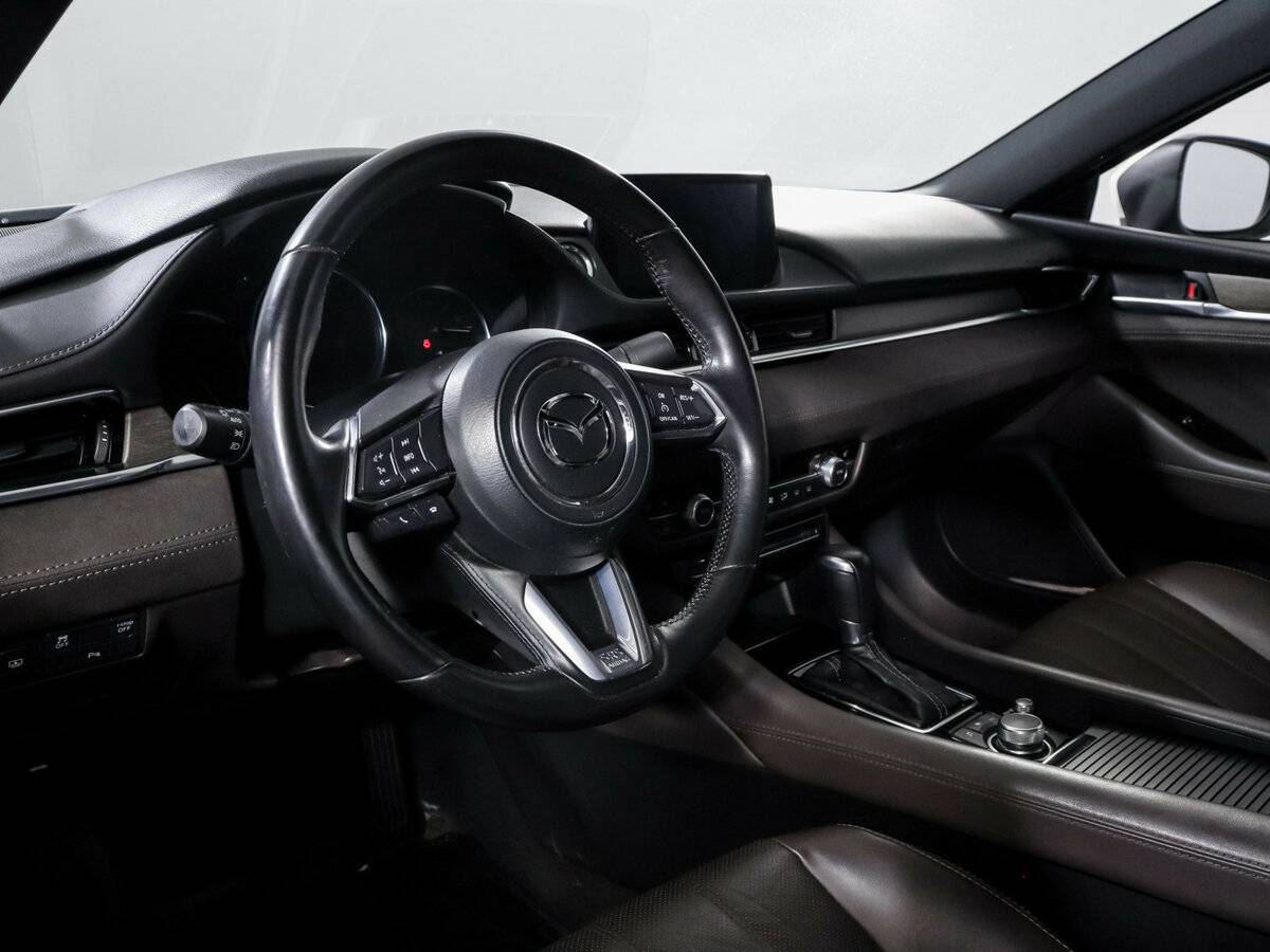 Купить Mazda 6 с пробегом. Фото: #11