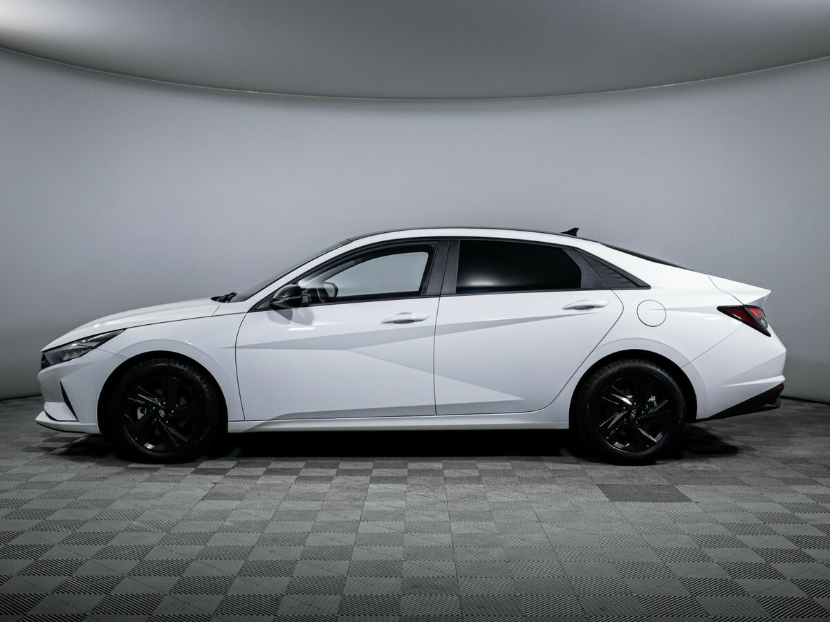 Купить Hyundai Elantra с пробегом. Фото: #7