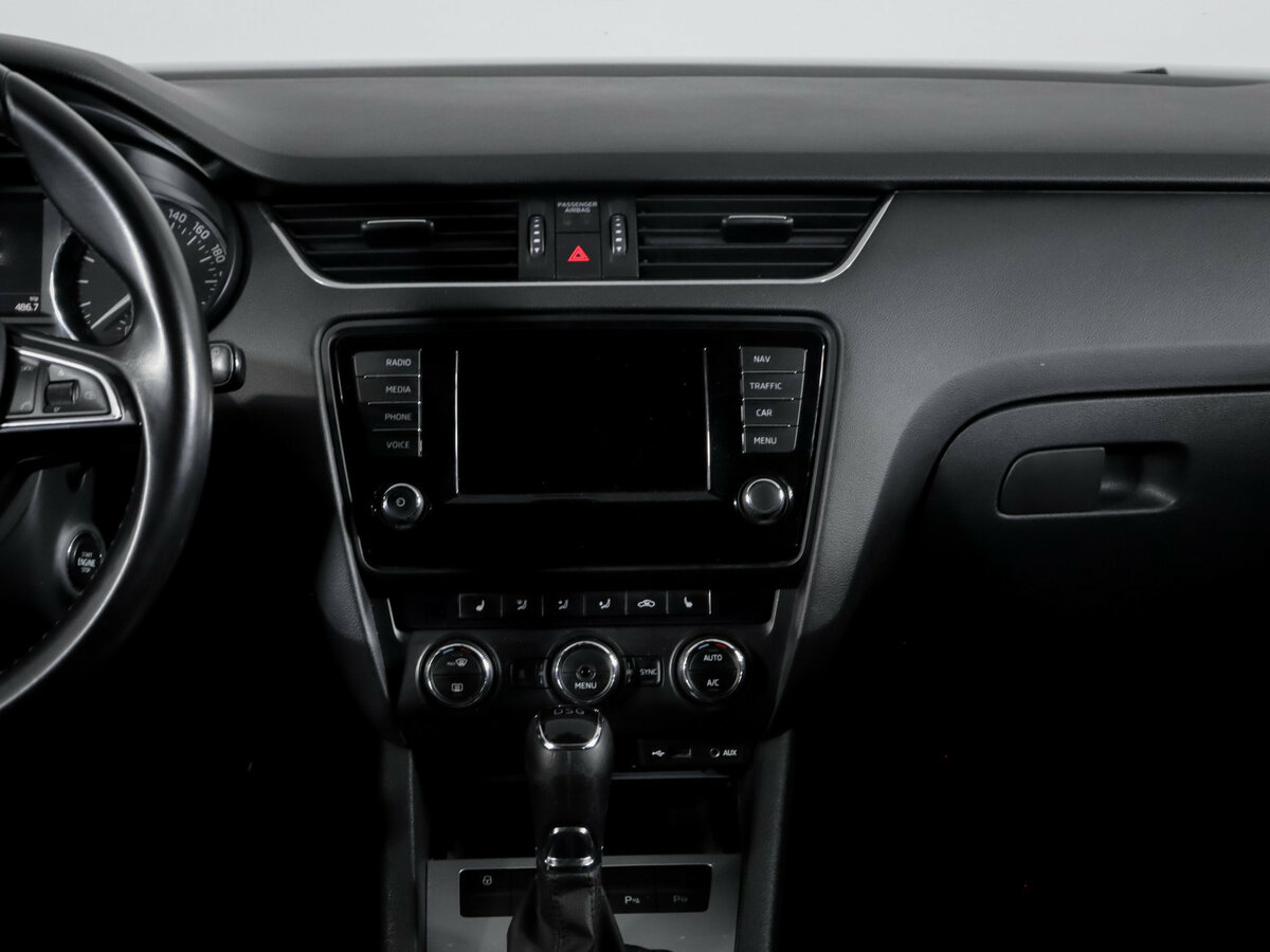 Купить Skoda Octavia с пробегом. Фото: #10