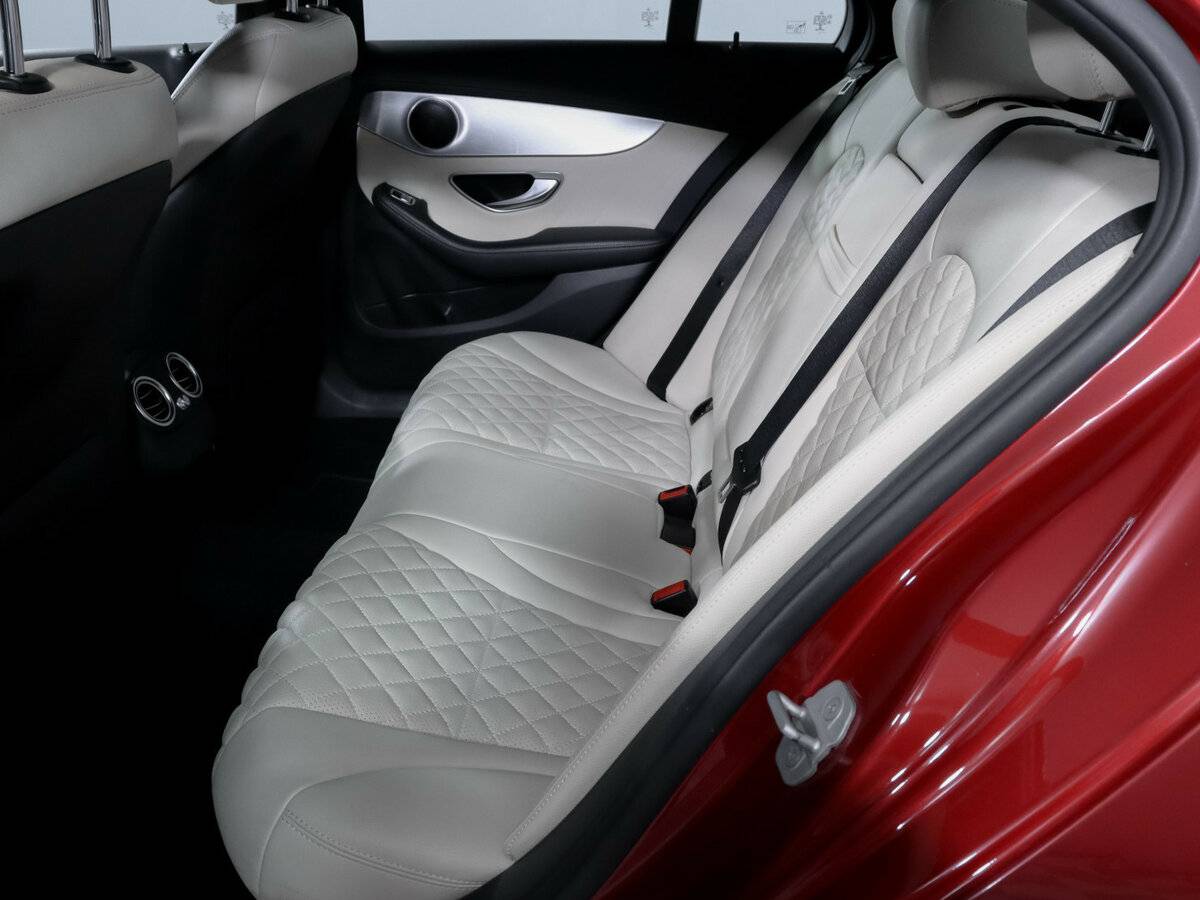 Купить Mercedes-Benz C-Класс с пробегом. Фото: #9