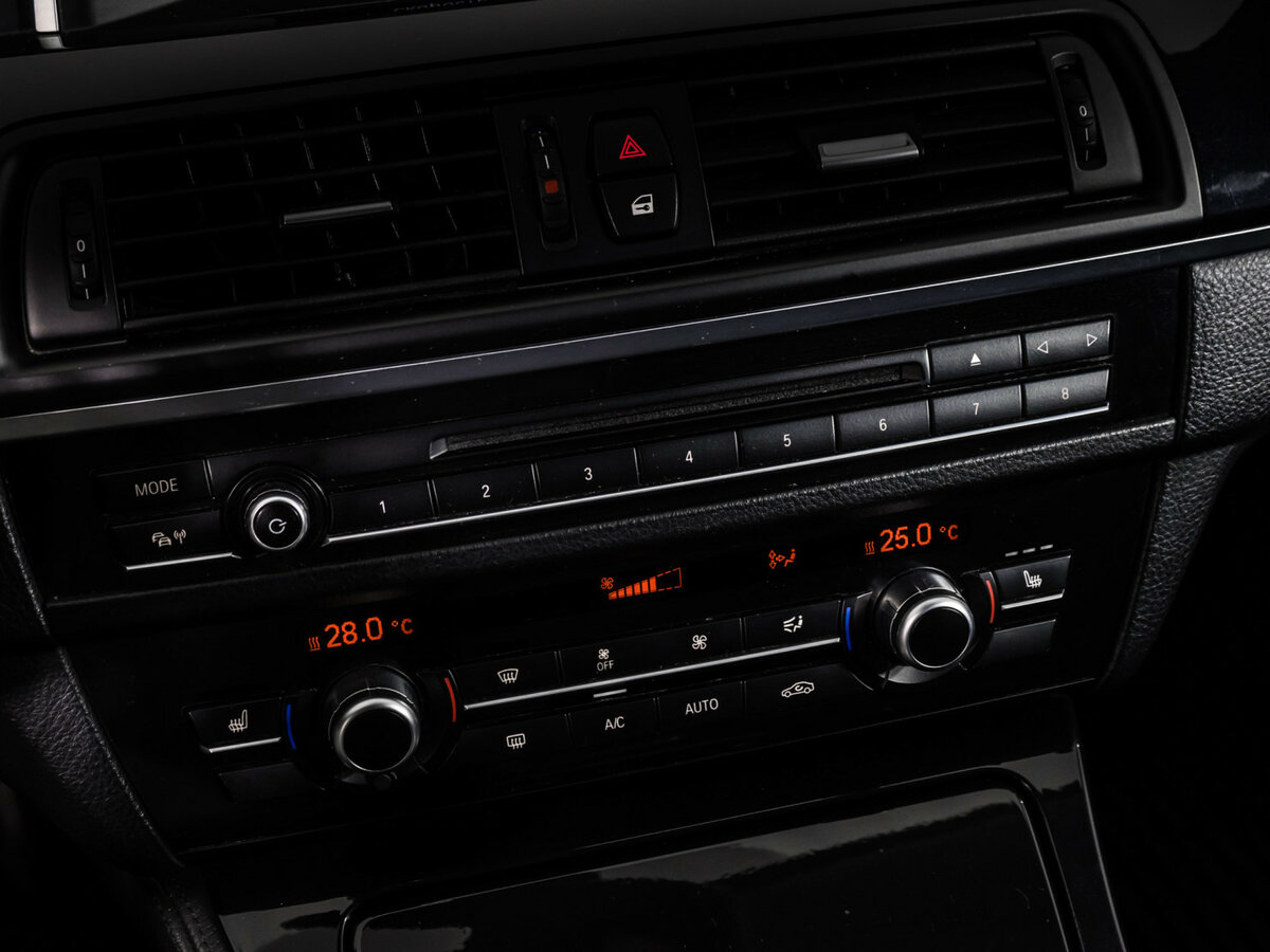 Купить BMW 5 серии с пробегом. Фото: #16