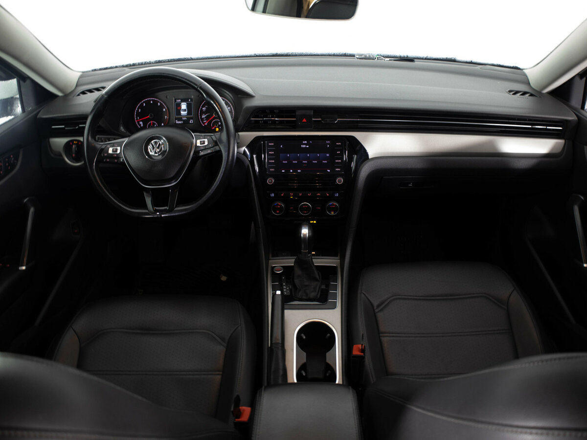 Купить Volkswagen Passat с пробегом. Фото: #6