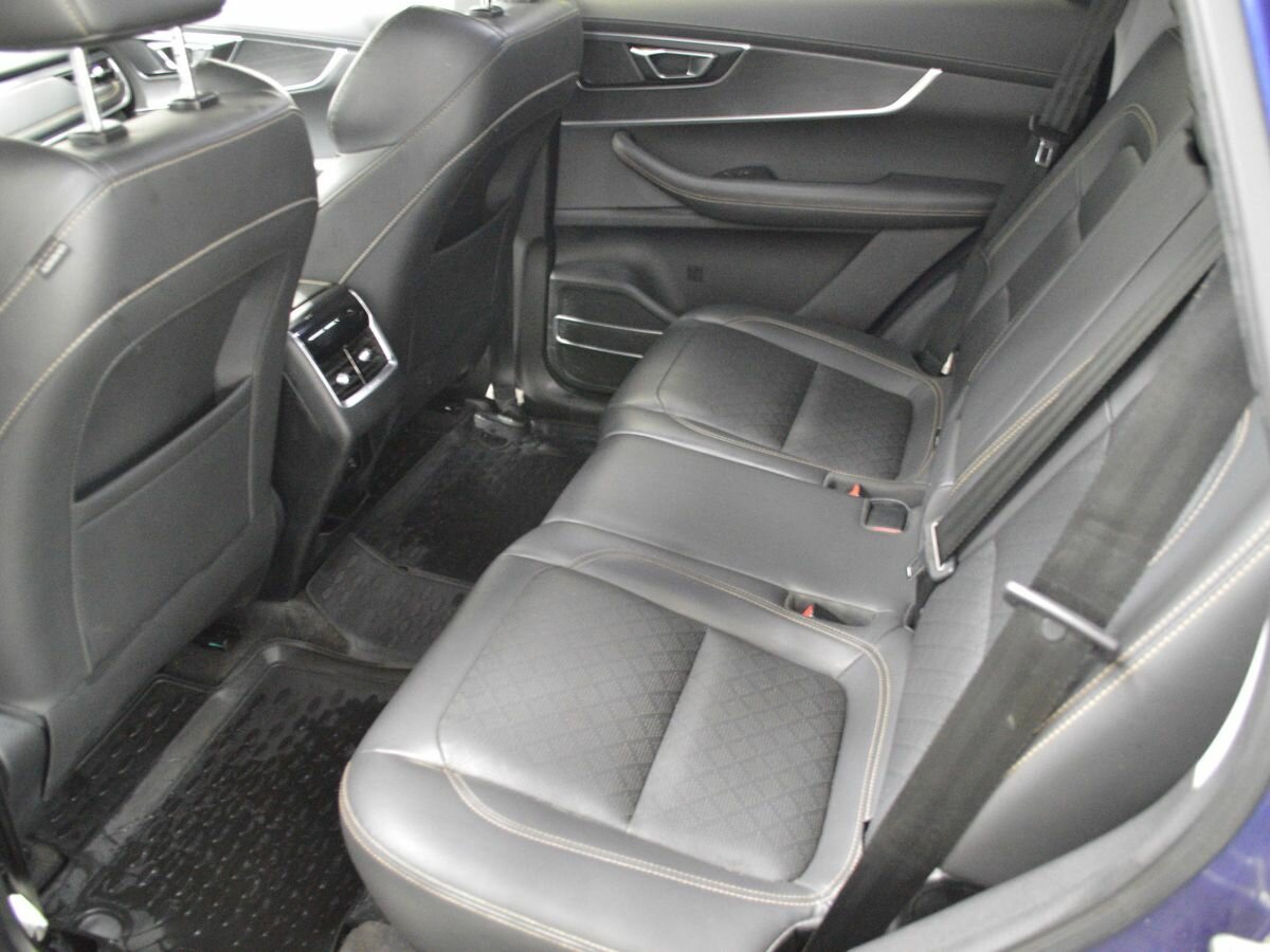 Купить Chery Tiggo 8 с пробегом. Фото: #10