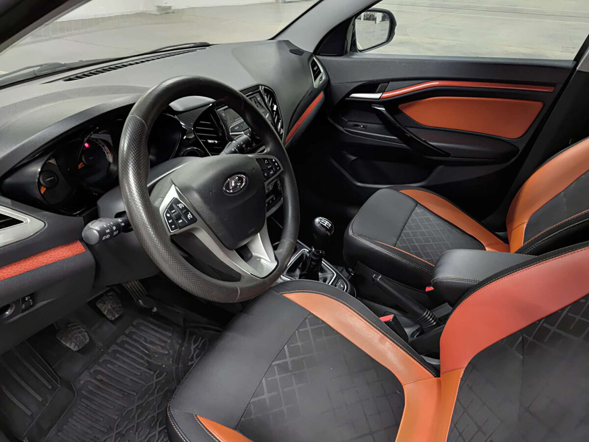 Купить Lada (ВАЗ) Vesta с пробегом. Фото: #14