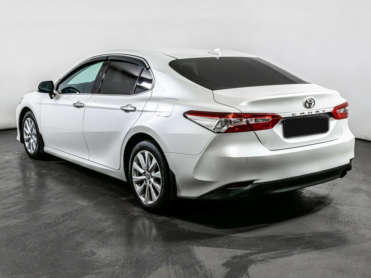Купить Toyota Camry с пробегом. Фото: #5