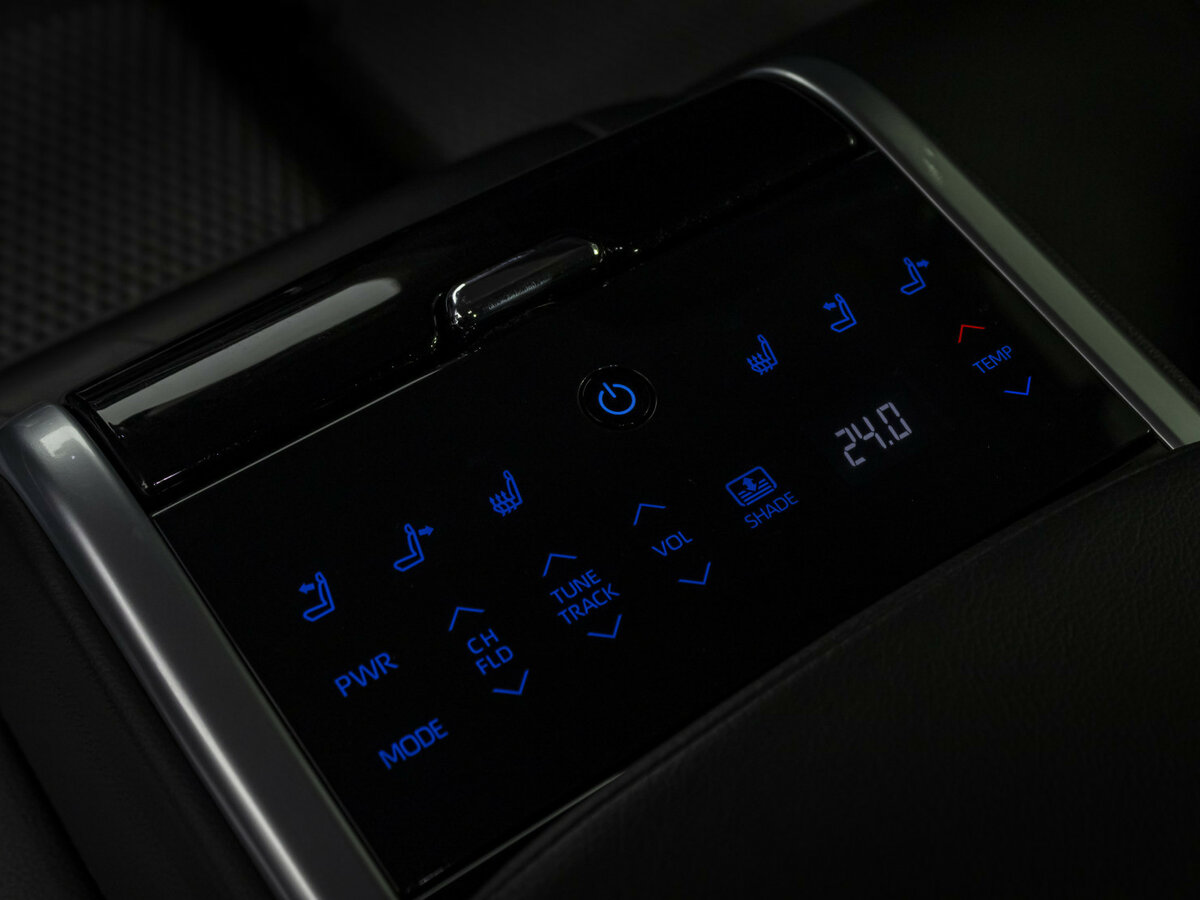 Купить Toyota Camry с пробегом. Фото: #16