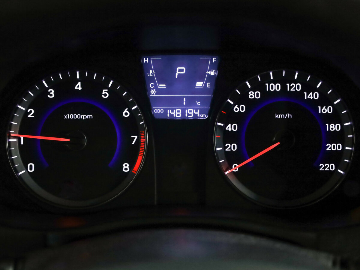 Купить Hyundai Solaris с пробегом. Фото: #10