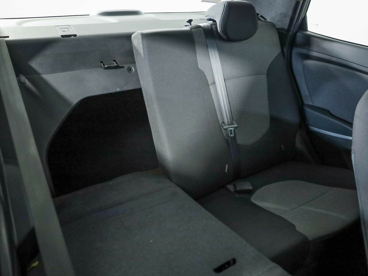 Купить Hyundai Solaris с пробегом. Фото: #25