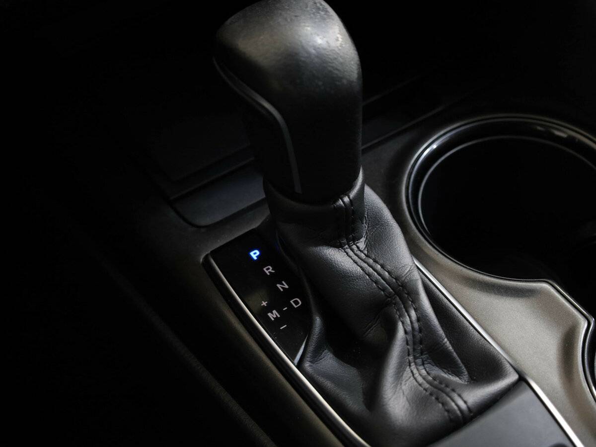 Купить Toyota Camry с пробегом. Фото: #28