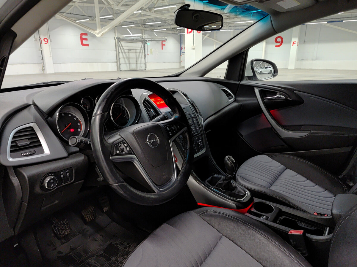 Купить Opel Astra с пробегом. Фото: #15