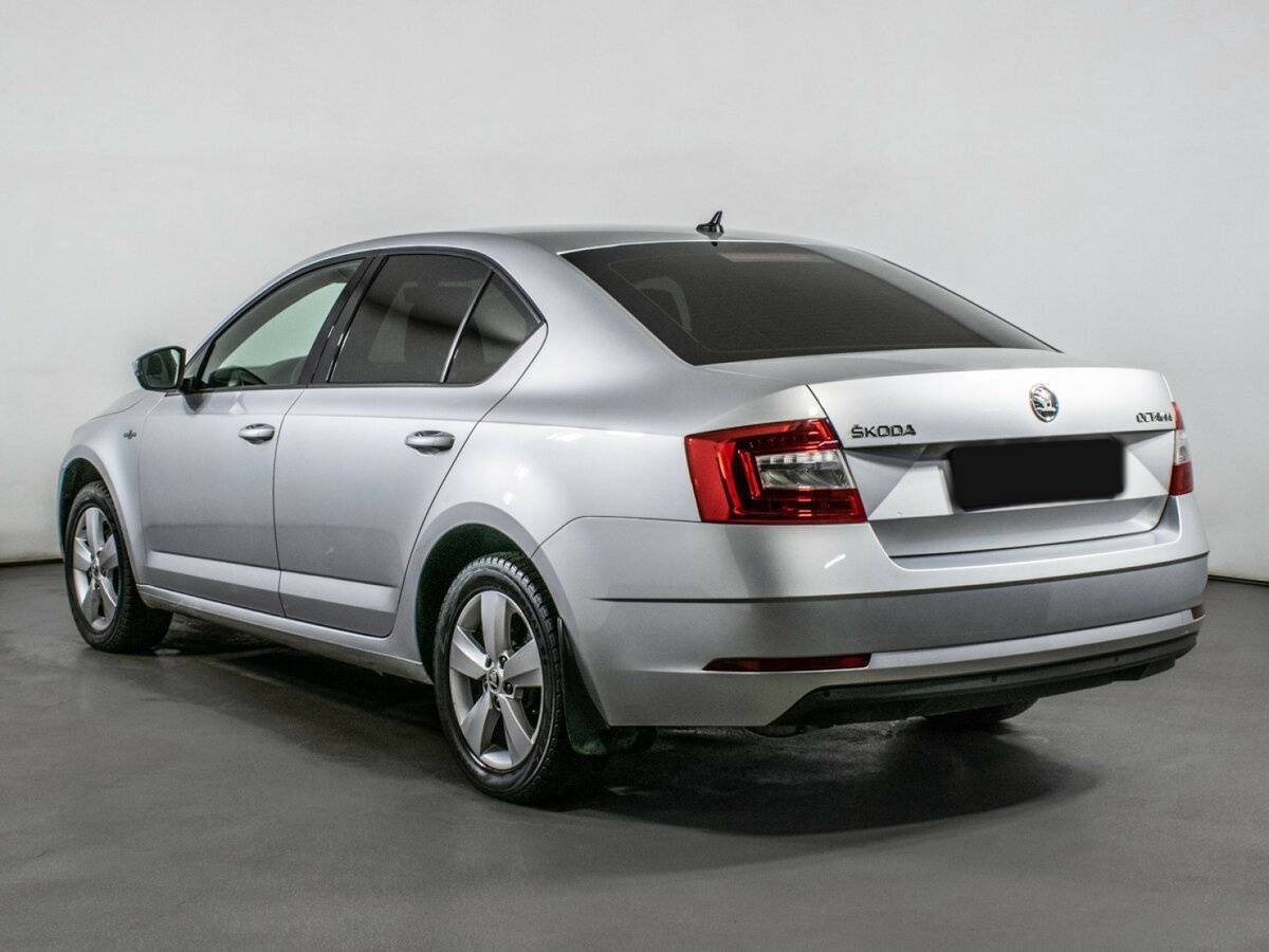 Купить Skoda Octavia с пробегом. Фото: #6