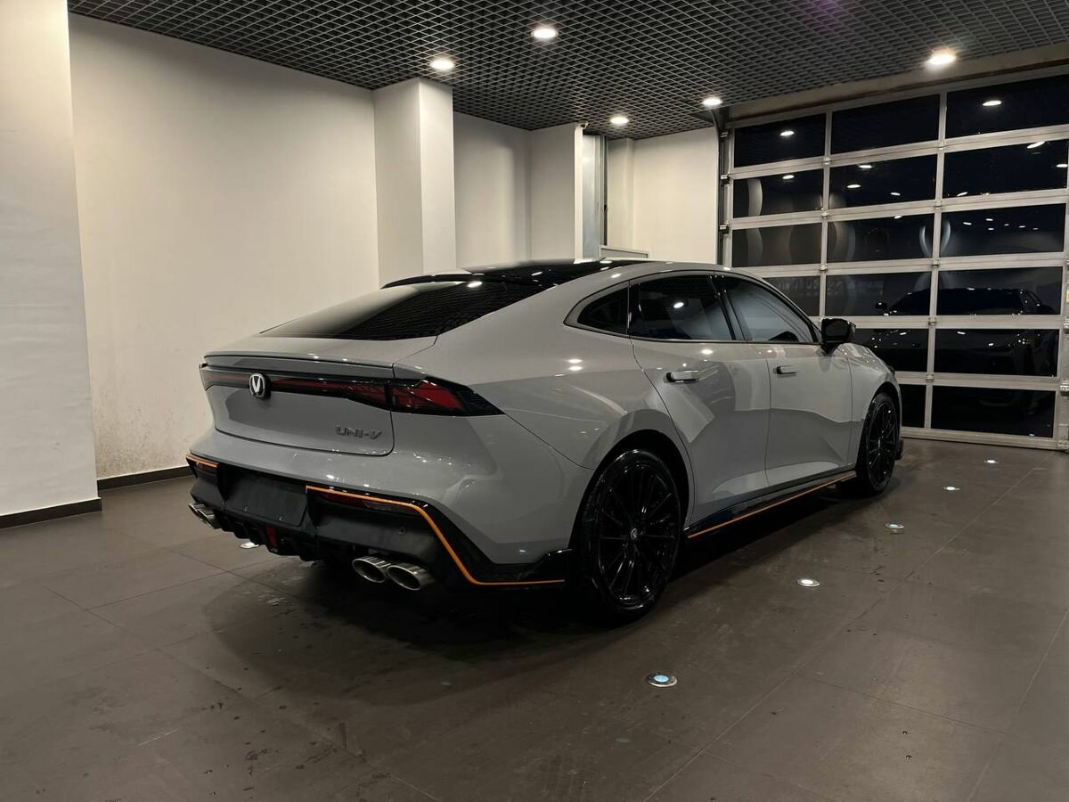 Купить Changan UNI-V с пробегом. Фото: #1